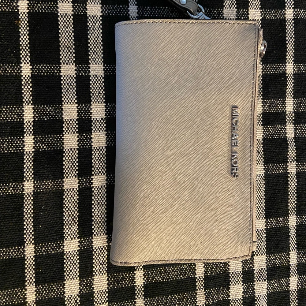 Michael Kors wallet